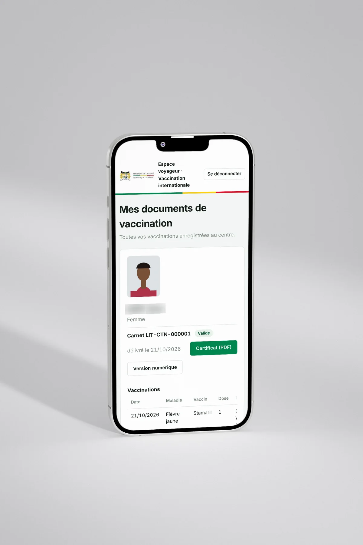 Le carnet du voyageur, sur son téléphone.